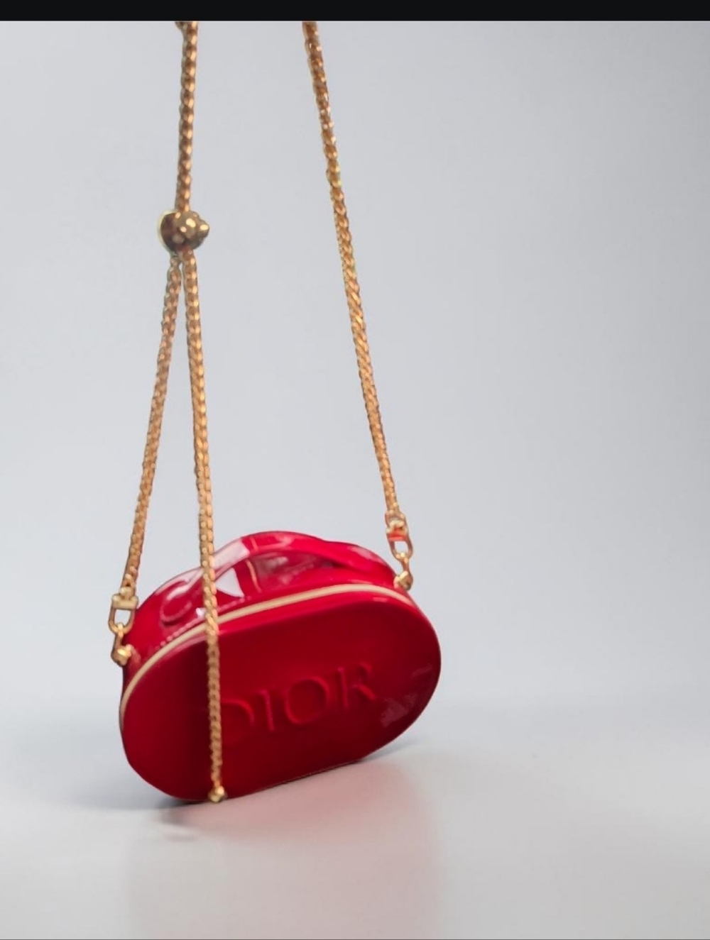 Dior Red Patent Leather Cosmetic Crossbody Bag with Gold Chain -NEW - Picture 9 of 9
